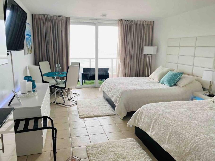 Alojamiento Con Balcon Hacia La Playa 115 Miami Beach Exterior photo