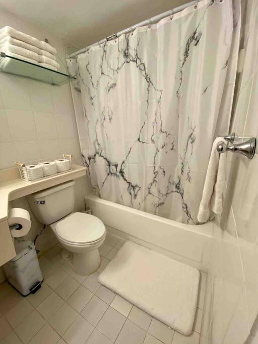 Alojamiento Con Balcon Hacia La Playa 115 Miami Beach Exterior photo