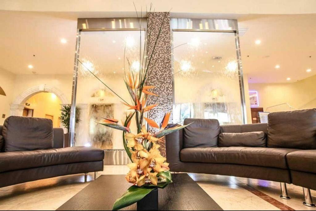 Alojamiento Con Balcon Hacia La Playa 115 Miami Beach Exterior photo